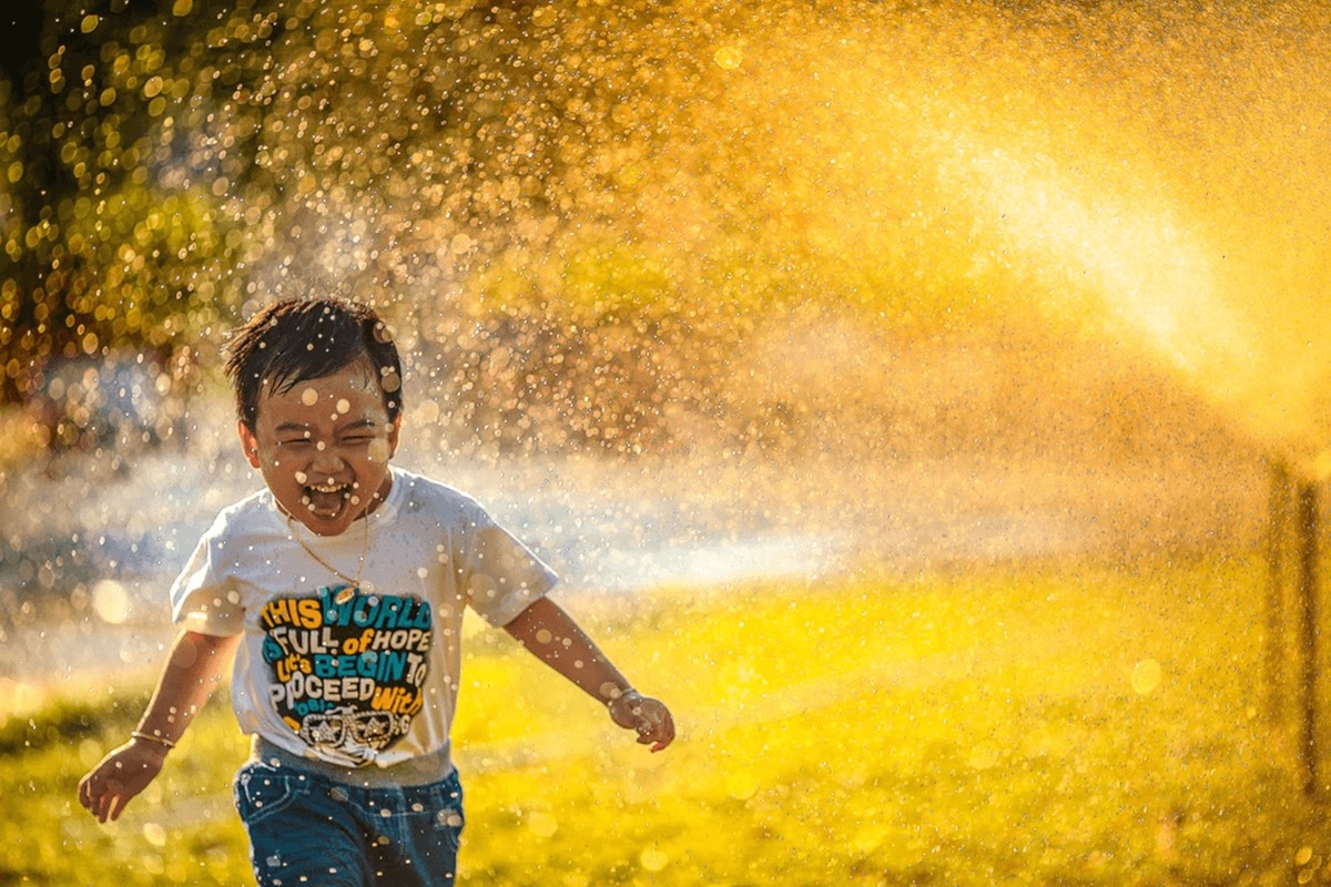 T-shirt è il miglior prodotto di tendenza di stampa su richiesta da vendere online