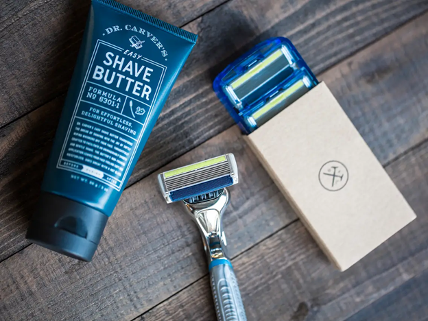 Lihatlah Dollar Shave Club dan promosinya