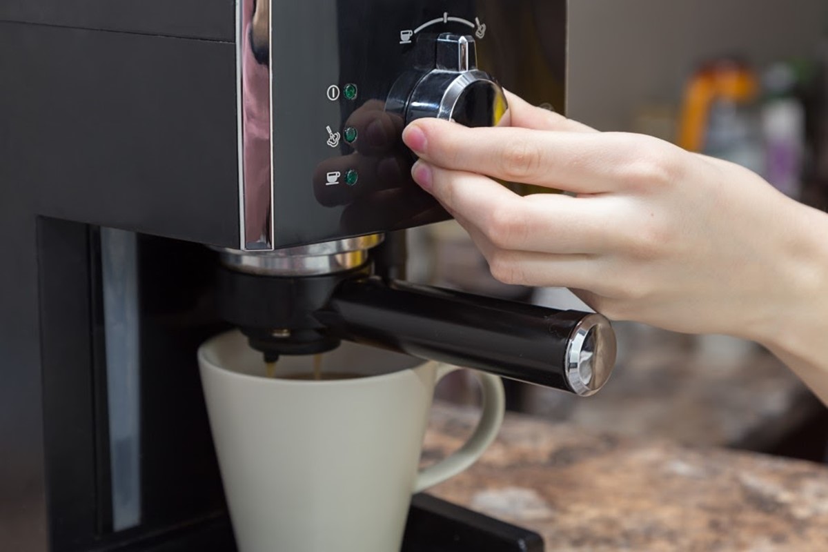 Máquina de café expresso é produto de máquina de tendência para amante de cozinha