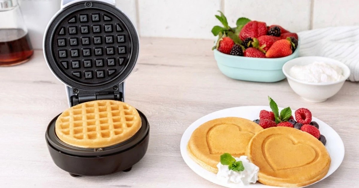 Mini Waffle-Maker, mutfak aşığı için trend olan bir makine-üründür