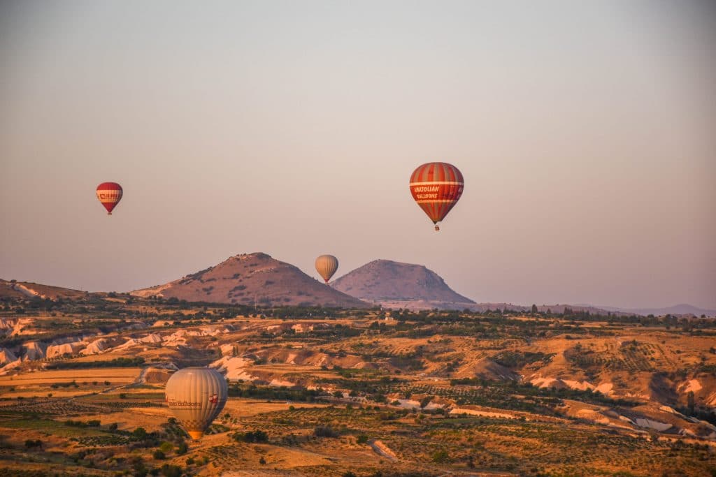 wznoszące się balony