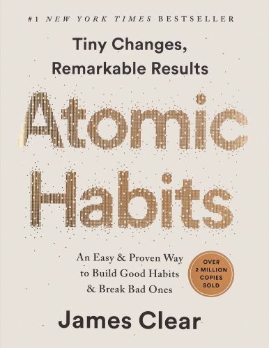 Sampul buku untuk Atomic Habits oleh James Clear