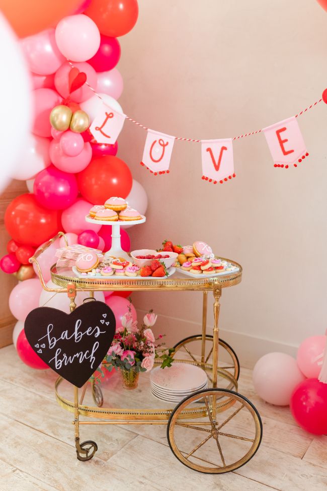 douche nuptiale sur le thème de la saint-valentin pâtisseries de la saint-valentin