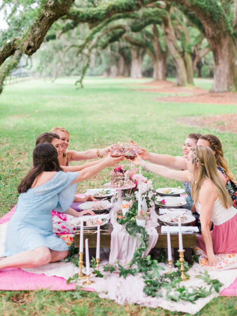 festa nupcial piquenique, chá de panela piquenique com amigos