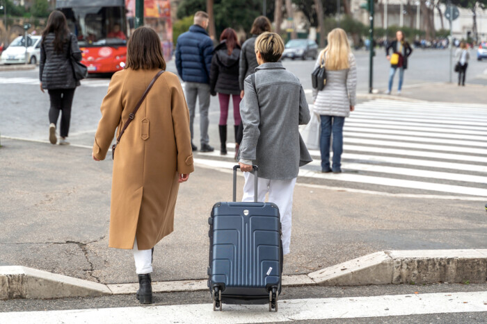 L'effetto di taglio del marciapiede è un esempio di accessibilità nel mondo degli affari