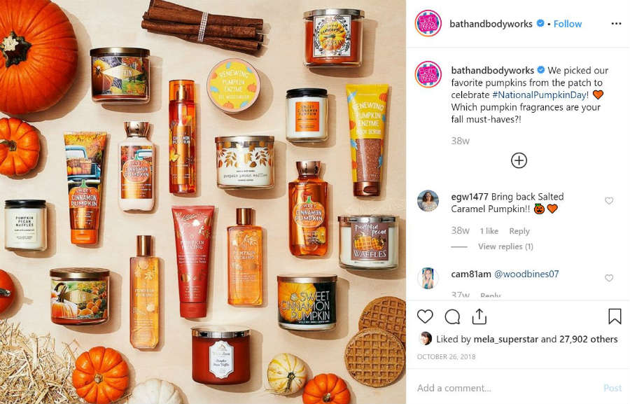 Социальный пост о праздничном маркетинге Bath and Body Works