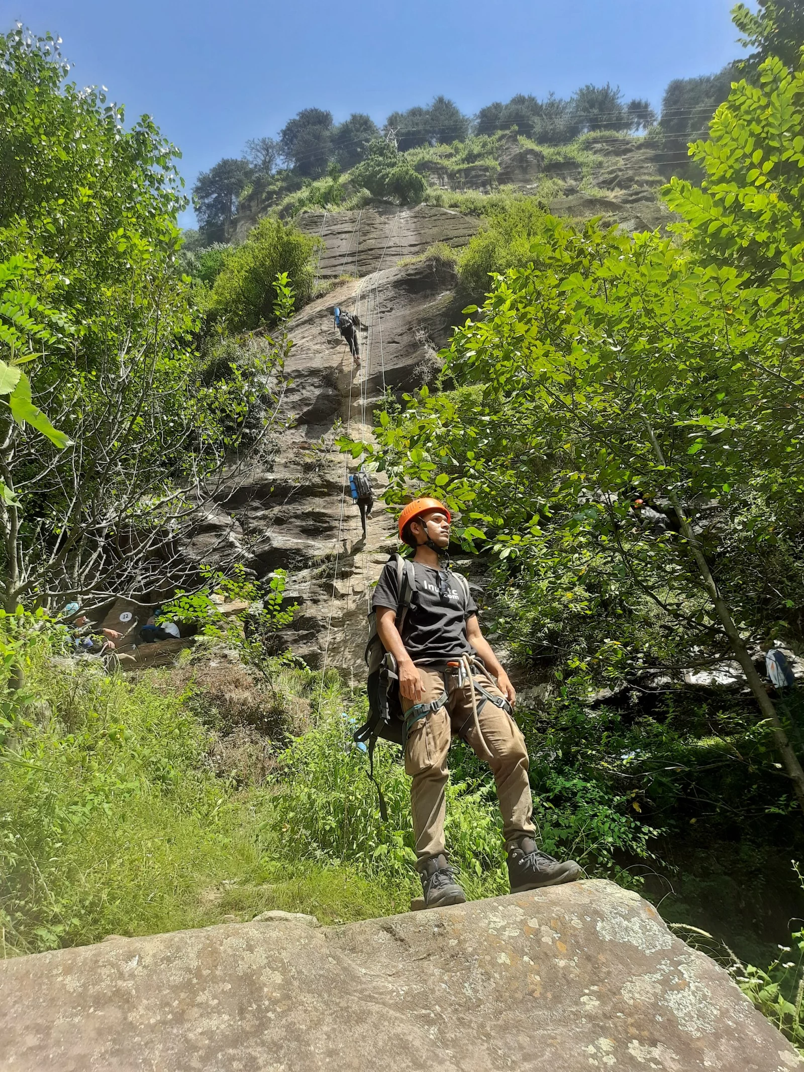 Inu Etc na área de escalada, ABVIMAS.