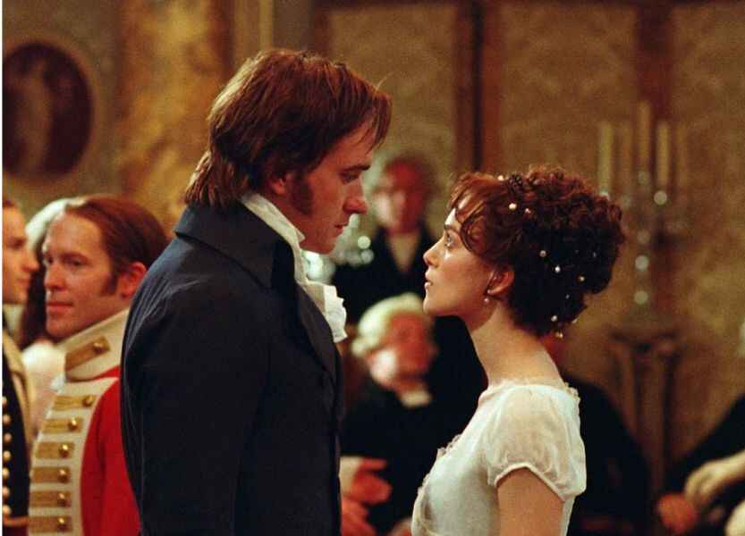 Tuan Darcy dan Elizabeth Bennet dari film Pride and Prejudice tahun 2005