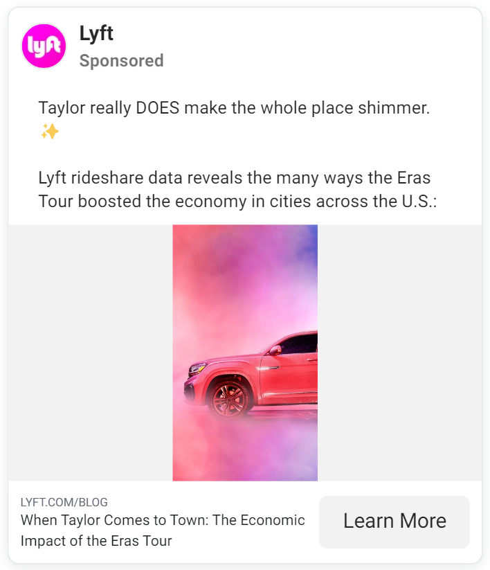 Publicación social de Lyft que muestra un auto rosa con humo de colores