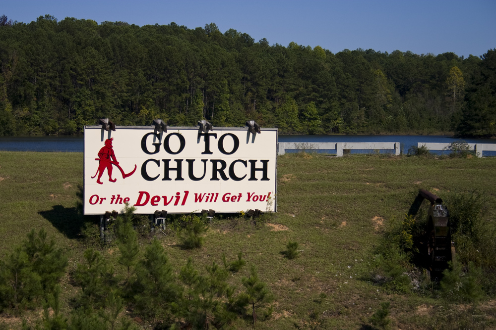 Um outdoor engraçado da igreja