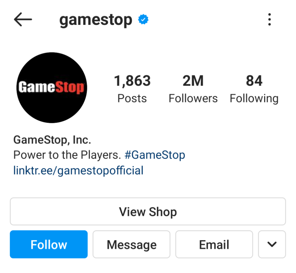 GameStop 的 Instagram 个人资料。 “赋予球员权力。 #GameStop。”