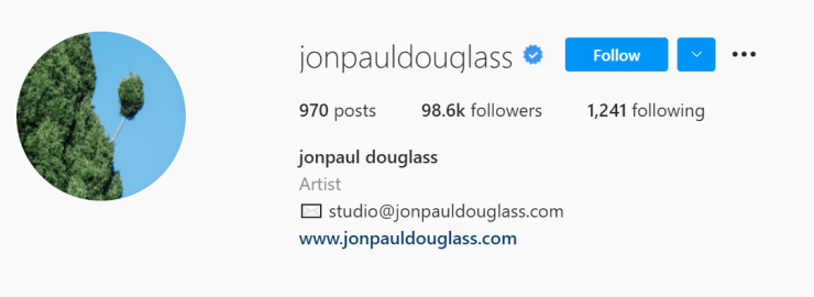 Jonpaul Douglass vende su fotografía con su cuenta de Instagram