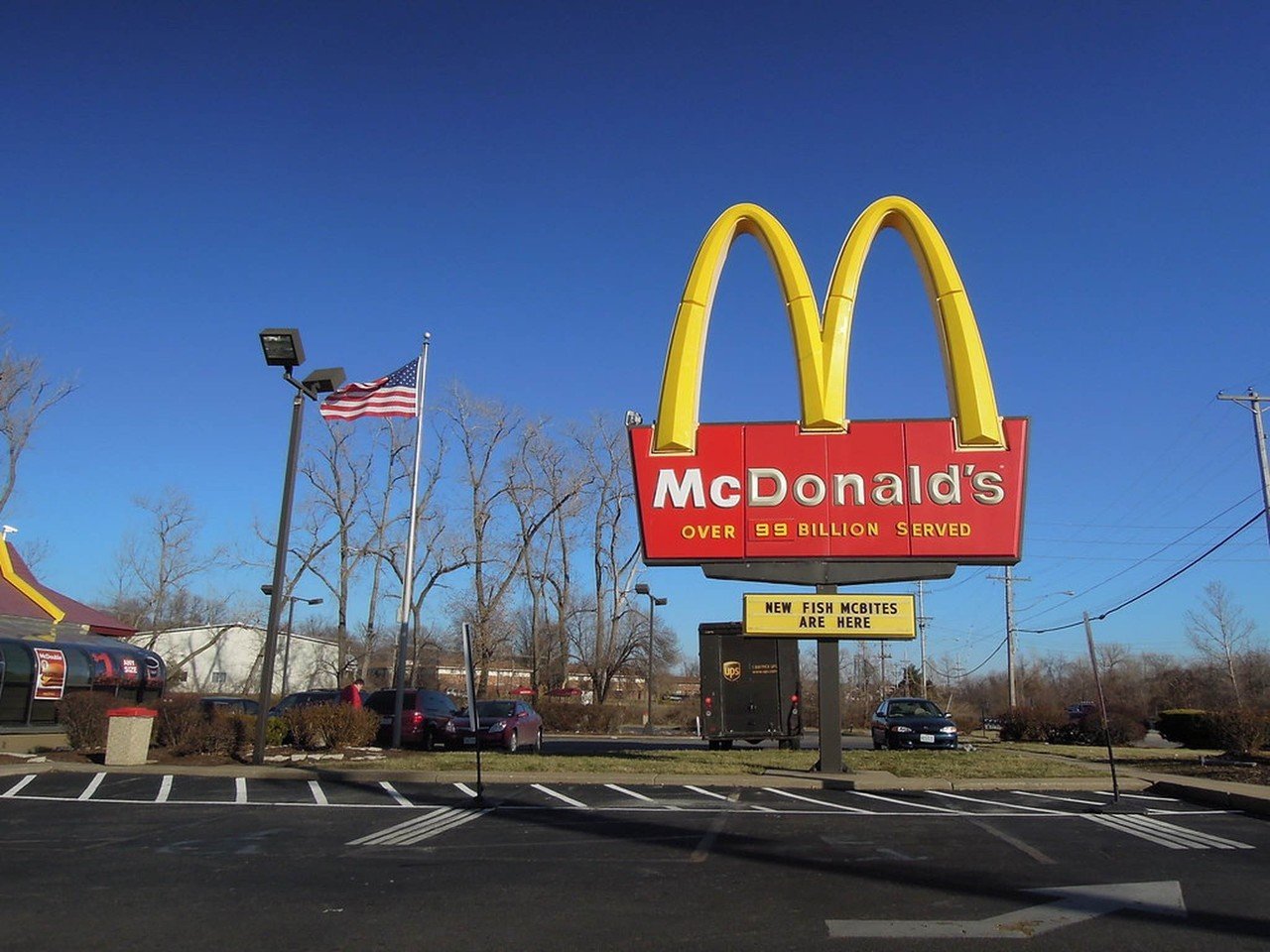 マクドナルドの社会的証明の例